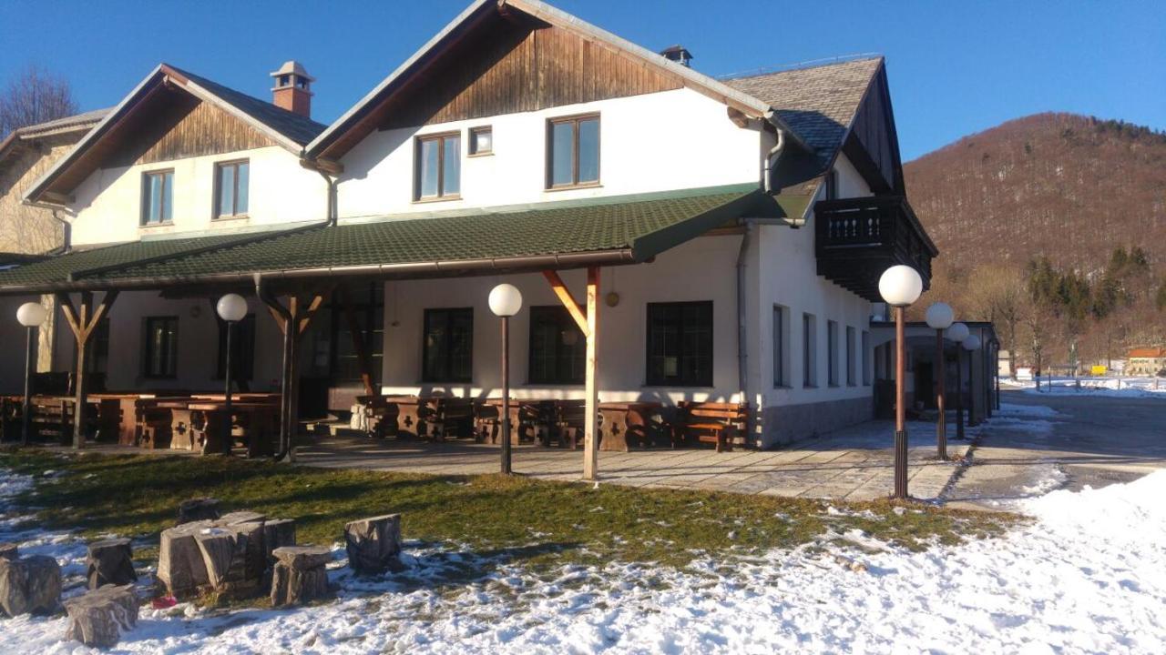 Gostilna Lokve Bed & Breakfast エクステリア 写真