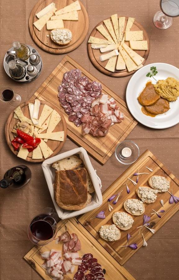 Gostilna Lokve Bed & Breakfast エクステリア 写真