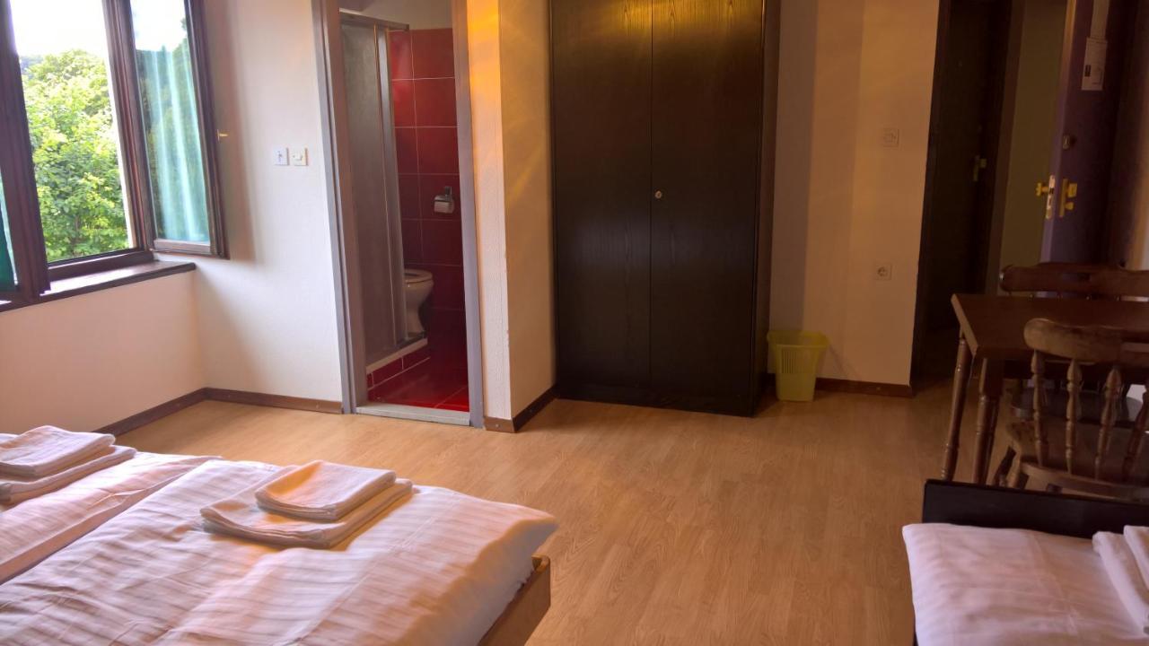 Gostilna Lokve Bed & Breakfast エクステリア 写真
