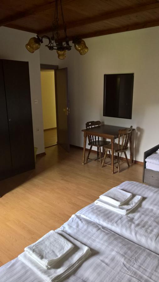 Gostilna Lokve Bed & Breakfast エクステリア 写真